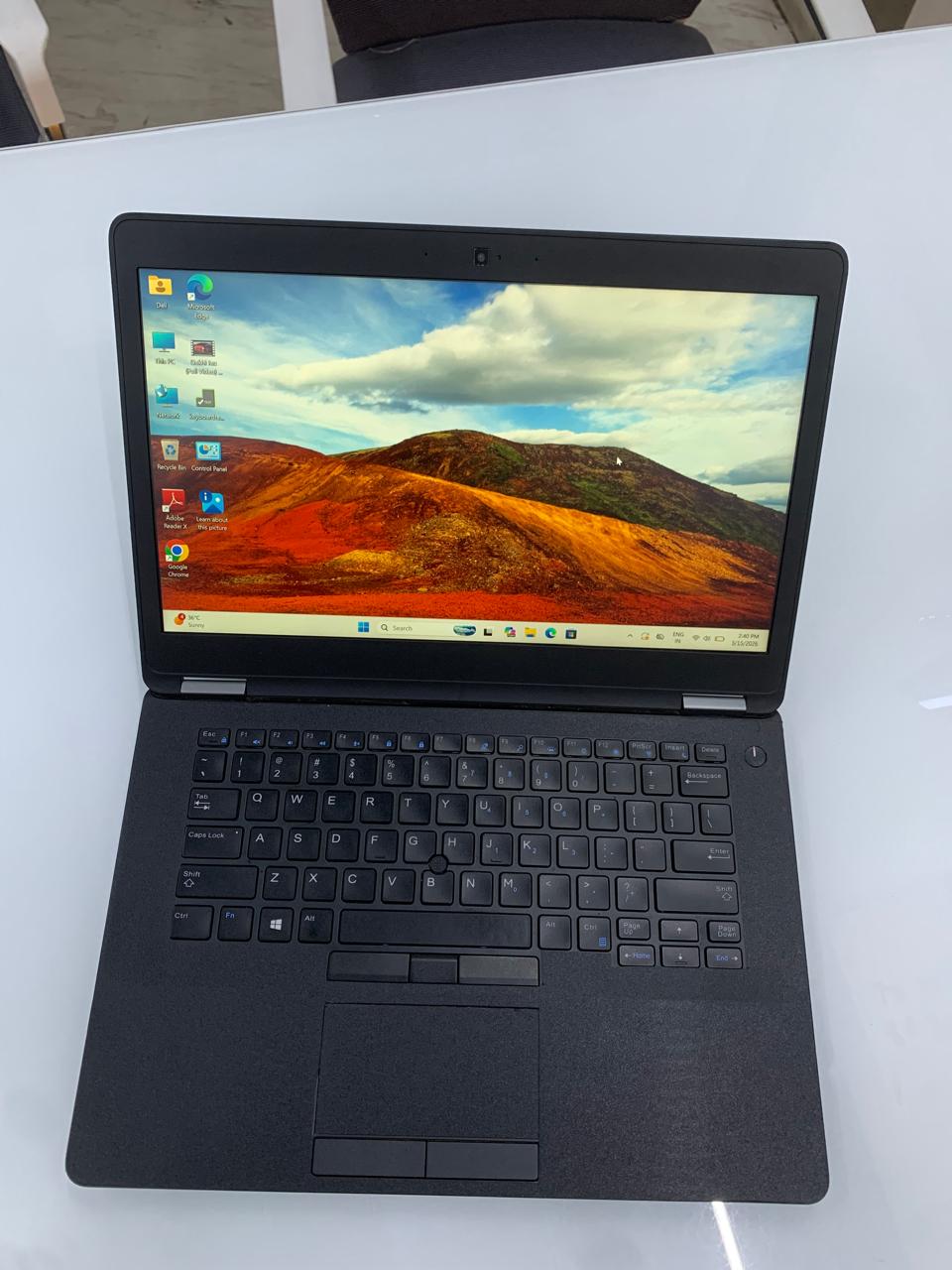 Dell Latitude E7470 Core i7 Professional Laptop for Office Use
